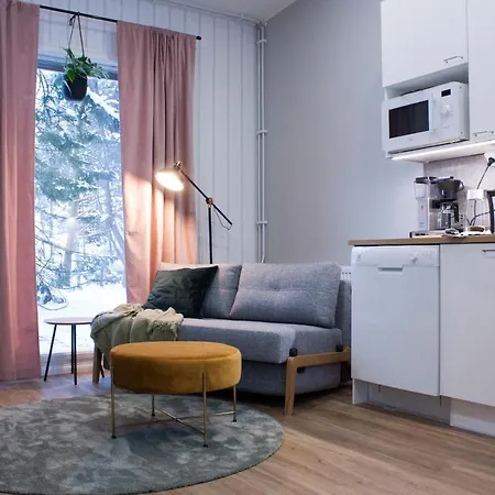 Studio 7, Air-Conditioned, 1 Free Parking, Calm Own Entrance Jyvaskyla Exterior photo