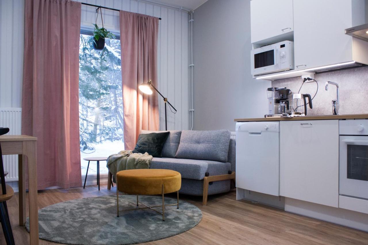 Apartment 7, Air-conditioned, 1 Free Parking, Calm Own Entrance